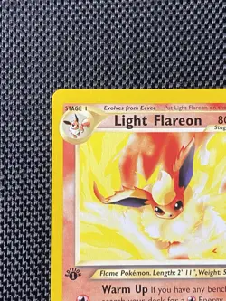 Pokemon 1st EDITION LIGHT FLAREON Neo Destiny 46/105 - LP/NM - Image 2
