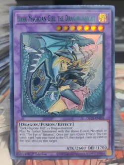 Yu-Gi-Oh! Dark Magician Girl the Dragon Knight Alternate Art DLCS-EN006 (Green) - Image 1