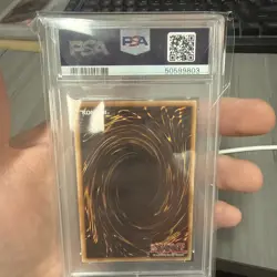 2015 Yu-Gi-Oh! Blue-Eyes White Dragon Ultra Gold Rare PGL2-EN080 PSA 10 GEM MINT - Image 4