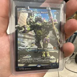 MTG- Donatello, Gadget Master x1 - TMNT - Showcase FOIL - Image 1