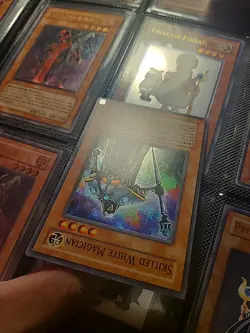 Yugioh! Skilled White Magician MFC-064 Super Rare Unlimited NM - Image 3