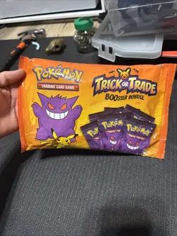 Pokemon TCG BOOster Bundle Trick Or Trade - 40 Packs / 120 Cards 820650850783 - Image 1