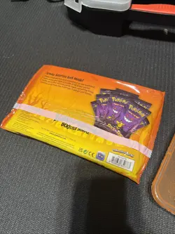 Pokemon TCG BOOster Bundle Trick Or Trade - 40 Packs / 120 Cards 820650850783 - Image 2