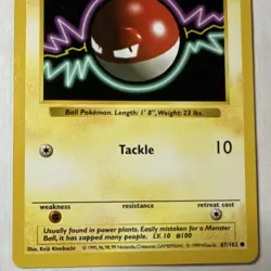 Pokemon Voltorb Base Set Shadowless EN Regular 40 HP Common Card 67/102 - Image 3