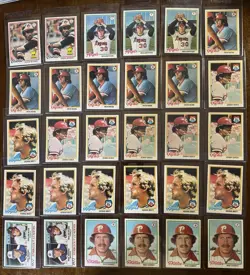 Huge Vintage Baseball Card Clearance Lot Sale! - Image 5