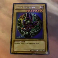 YuGiOh Dark Magician LOB-EN005 25th Anniversary Edition Ultra Rare - Image 1