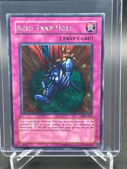 Yugioh TCG Acid Trap Hole DDS-005 Holo MP - Image 1