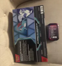 *Sealed Salamence EX & Reshiram EX Premium Collection* Pokemon Both sets - Image 5