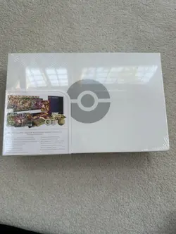 Pokemon TCG Sword and Shield Ultra Premium Collection Charizard Box 820650871115 - Image 2