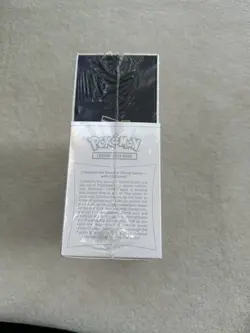 Pokemon TCG Sword and Shield Ultra Premium Collection Charizard Box 820650871115 - Image 5