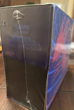 Pokemon TCG: Sword & Shield 3 Darkness Ablaze Elite Trainer Box 820650807312 - Image 3