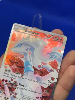 Pokemon Legendary Treasures Radiant Collection Reshiram RC22/RC25 Full Art DMG - Image 4