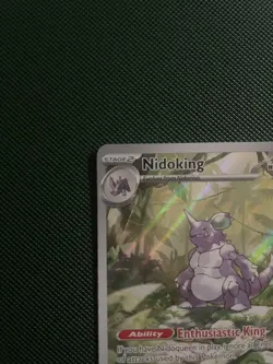 Pokemon TCG Nidoking 174/165 Scarlet & Violet 151 Illustration Rare NM Condition - Image 2