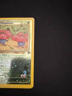 Vileplume Southern Islands English Pokemon TCG Card 17/18 Holo Rare - Image 2