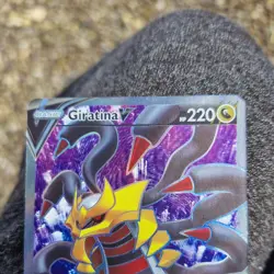 Pokemon TCG Giratina v 185/196 Lost Origin 2022 Full Art - Image 3