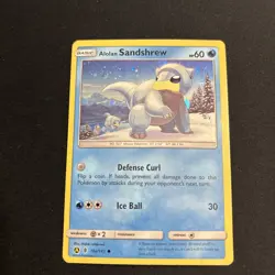 2018 Alolan Sandshrew Cosmos Holo Pokemon TCG Guardians Rising 19a/145 - Image 1