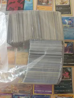 Huge Collection+of+Pokemon+Card+ 2004++Maybe Famous Pikachu Charizard Growlithe+ - Image 5