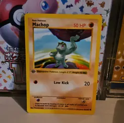 Vintage 1st Edition Shadowless Machop 052/102 Pokemon Rare Vintage - Image 1