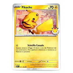 Carta Pokemon Pikachu 051/162 NM ITA + Moneta Pokemon Day 2026 – Set Collezione - Image 2