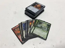 Mixed Holo & Non Holo Magic: The Gathering TCG Trading Card Bundle (Set Of 100) - Image 1