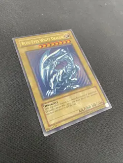 Yu-Gi-Oh! TCG Blue-Eyes White Dragon Kaiba SDK-001 Unlimited Ultra Rare - Image 3