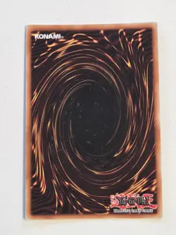 Blue-Eyes White Dragon LCKC-EN001 (Version 3) Ultra Rare Yugioh Alt Art NM - Image 3