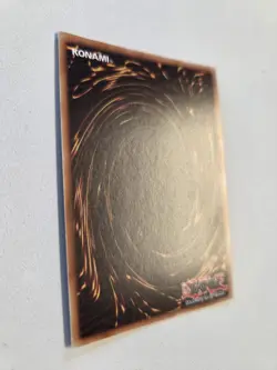 Blue-Eyes White Dragon LCKC-EN001 (Version 3) Ultra Rare Yugioh Alt Art NM - Image 4