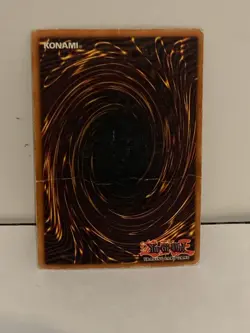 Yugioh Blue-Eyes White Dragon Ultra Rare Starter Deck: Kaiba - Image 2