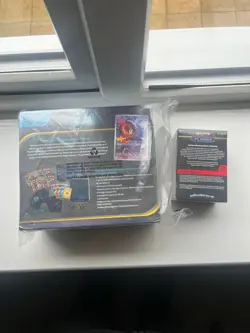 Pokemon TCG: Phantasmal Flames Elite Trainer Box ETB + Booster Bundle New - Image 2