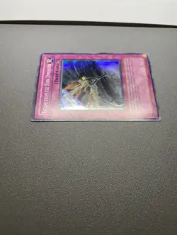 Yu-Gi-Oh! Escape From The Dark Dimension Super Rare 1st Edition PTDN-EN072 HP - Image 3