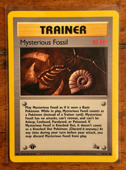 1999 Pokemon Mysterious Fossil 1st Edition Trainer 62/62 Fossil - LP - Image 1