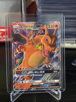 Pokemon 2019 Sun & Moon Hidden Fates Black Star Promo Charizard GX SM211 Holo - Image 1