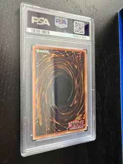 2005 Yu-Gi-Oh Dragon's Roar 1st Edit: Red-Eyes Darkness Ultra Rare #EN001 PSA 5 - Image 2