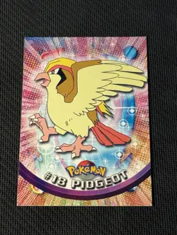 #18 Pidgeot NM - Pokemon Topps Series 1 - Image 1