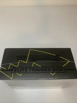 Pokemon TCG: 25th Anniversary Celebrations Elite Trainer Box (2021) - Image 4
