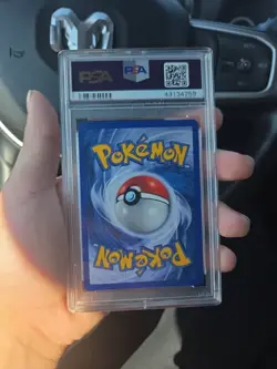 2000 Pokemon Ivy Pikachu #1 PSA 10 (World Collection - Portuguese) - Image 2