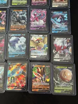 Pokemon LOT 30 Cards ALL V and ALL IN TOP LOADERS - Image 5