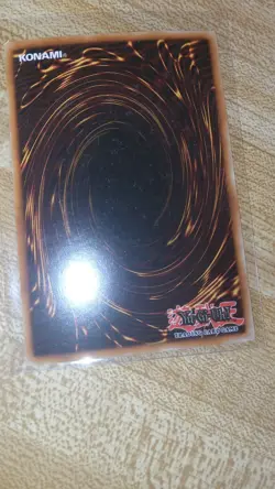 Yugioh! Blue-Eyes White Dragon PCK-001 Secret Rare Limited Edition - Image 3