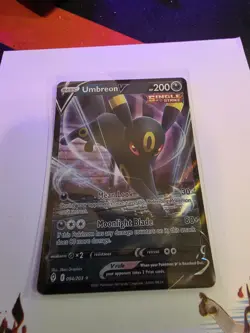 Pokemon TCG Umbreon V 94/203 Evolving Skies Ultra Rare Near Mint Condition - Image 1