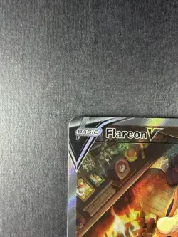 Flareon V SWSH179 SWSH: Sword & Shield Promo Cards Holo MINT - Image 2
