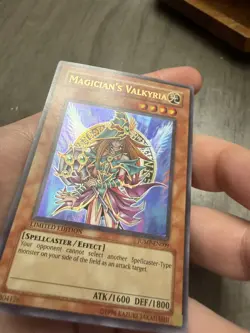 Magician's Valkyria - JUMP-EN009 - Ultra Rare - Limited Edition Yugioh NM/VLP - Image 2