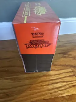 Pokemon Sword & Shield Vivid Voltage Elite Trainer Box ETB New Sealed - Image 5
