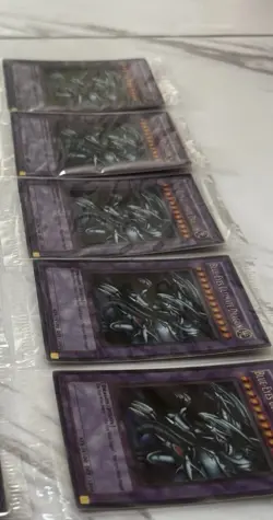 YUGIOH BLUE-EYES ULTIMATE DRAGON QTY 14 - 2006 Ultra Rare Original Print - Image 5