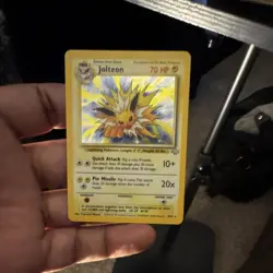 Pokemon Jolteon Jungle Holo Rare 70 HP Stage 1 04/64 English TCG - Image 1