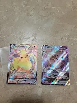 Pokemon TCG VMAX Lot Of 2 Flareon VMAX 018/203, Mew VMAX 114/264 - Image 1