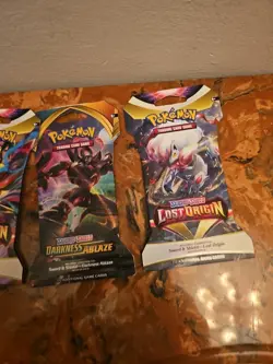 Pokemon SWORD & SHIELDS Booster Pack 5x Sealed Packs, 10 Cards Each Pack. - Image 5