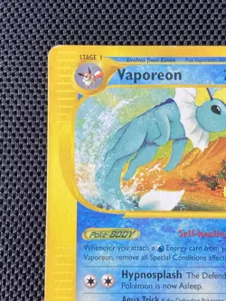 Vaporeon 33/144 Pokemon-e: Skyridge Non-Holo Rare WotC 2003 - Image 2