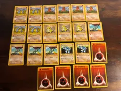VINTAGE SHADOWLESS Pokemon Base Set Collection - Lot of 22 Cards - FIGHTING TYPE - Image 1