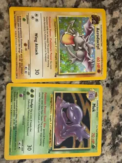 pokemon fossil lot holo Aerodactyl 1/62 Muk 13/62 - Image 2