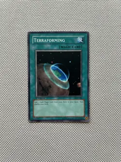 Yu-Gi-Oh! TCG: Terraforming PGD-088, 1st Edition, Pharaonic Guardian, Common, NM - Image 1